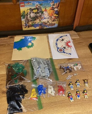 Lego 6748 Western Boulder Cliff Canyon complete w/ Manual & Mini-figures Rare