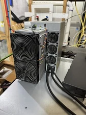 Bitmain Antminer K7 USA overclocked to 82TH
