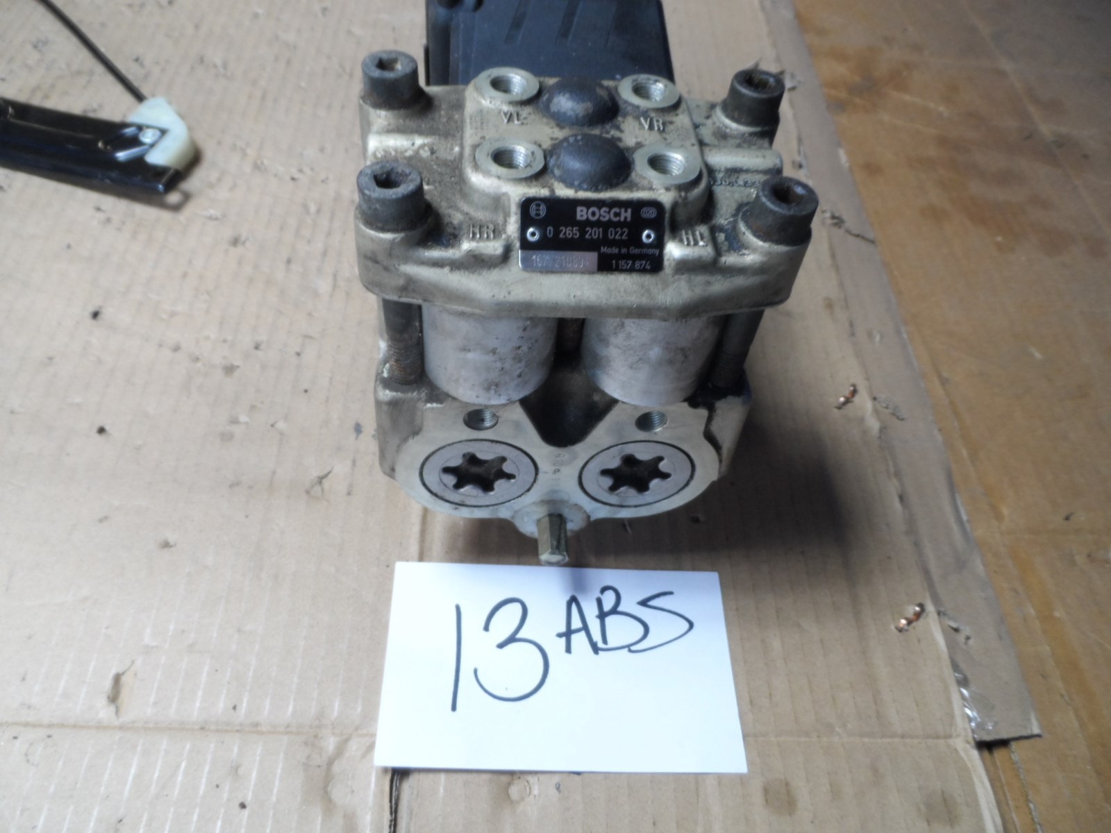 89 90 91 92 93 94 95 BMW 525 530 740  ABS Unit PUMP  USED WITH WARRANTY #13