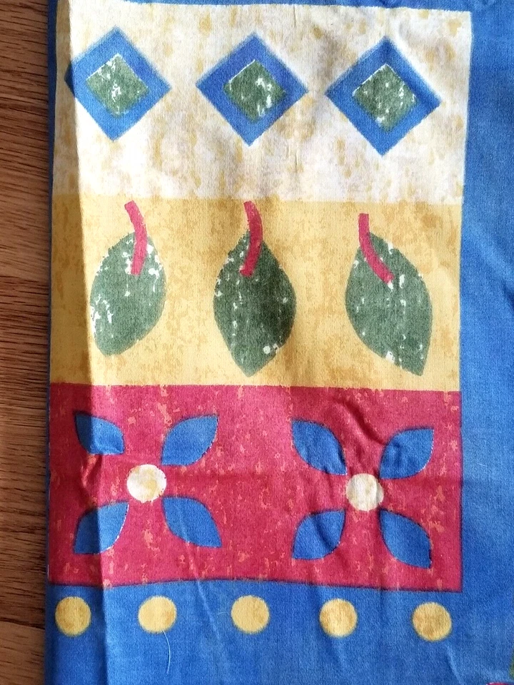 Full Size Futon Sofa/Bed Multicolor Cover w Large Over Sized Matching Pillow NEW - Image 2 of 4