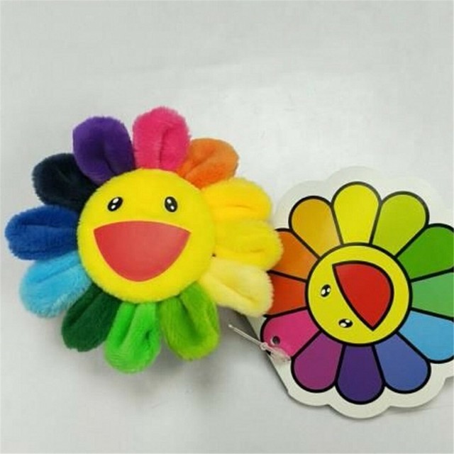 Spilla/Ciondolo Peluche Fiore Arcobaleno Takashi Murakami Kiki Kaikai – Multicolore
