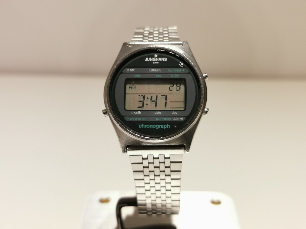 VINTAGE RARE COLLECTIBLE DIGITAL CHRONOGRAPH MEN'S WATCH