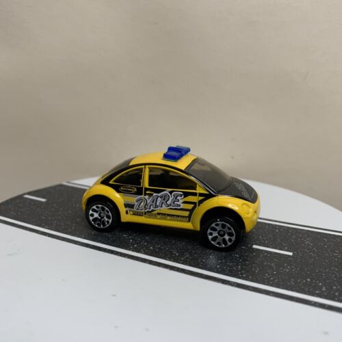 Matchbox DARE D.A.R.E Volkswagen VW Concept 1 Beetle Bug Police Car Black/Yellow - Picture 3 of 16