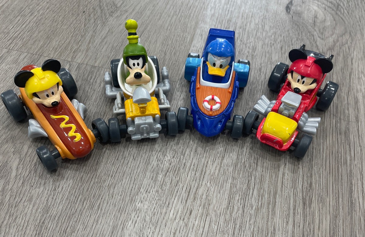 Disney Mickey Mouse & the Roadster Racers Set of 4 Goofy Hot Dog