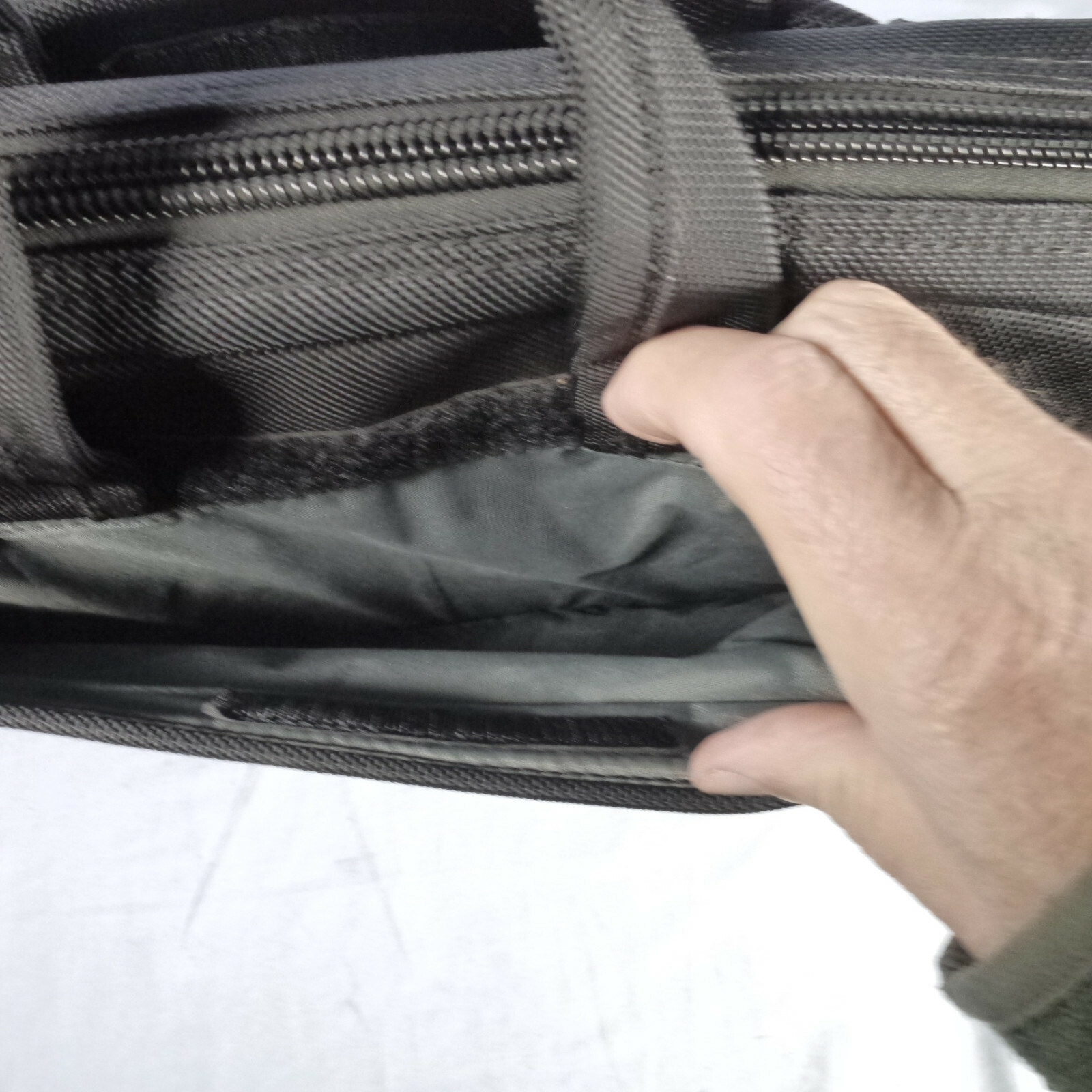 Laptop Computer Bag Brenthaven Metro Black Padded Case with Shoulder Strap