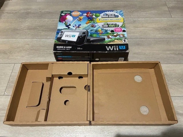 Wii U - Deluxe Nintendo Wii U Original Video Game Cases & Boxes