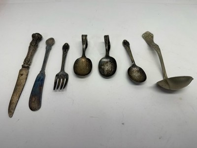 VINTAGE LOT 7 PIECE CHILDREN S SILVERWARE-ONEIDA-MADISON-WM.A. ROGERS