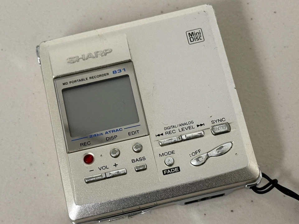 Sharp MD-MT831H MiniDisc Recorder Portable Player - Image 3 of 4