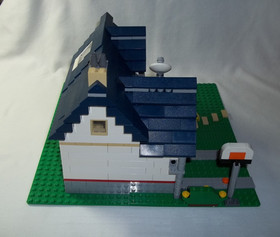 Lego Creator 5891 Apple Tree House 3in1 with 3 manuals