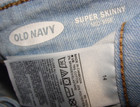 OLD NAVY Light Wash "Mid Rise Super SKINNY" Jeans Sz 14 (28.5 Inseam) — photo 6