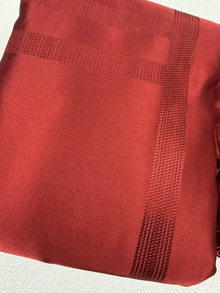 Hotel Collection Structure Queen Duvet Cover Red Preowned - Image 2 of 4