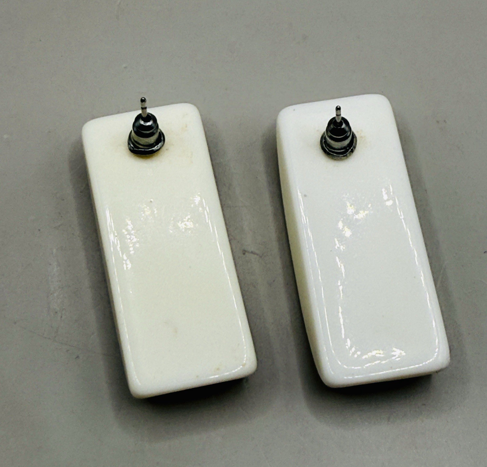 Vintage White Rectangular Dangle Drop Statement E… - image 4