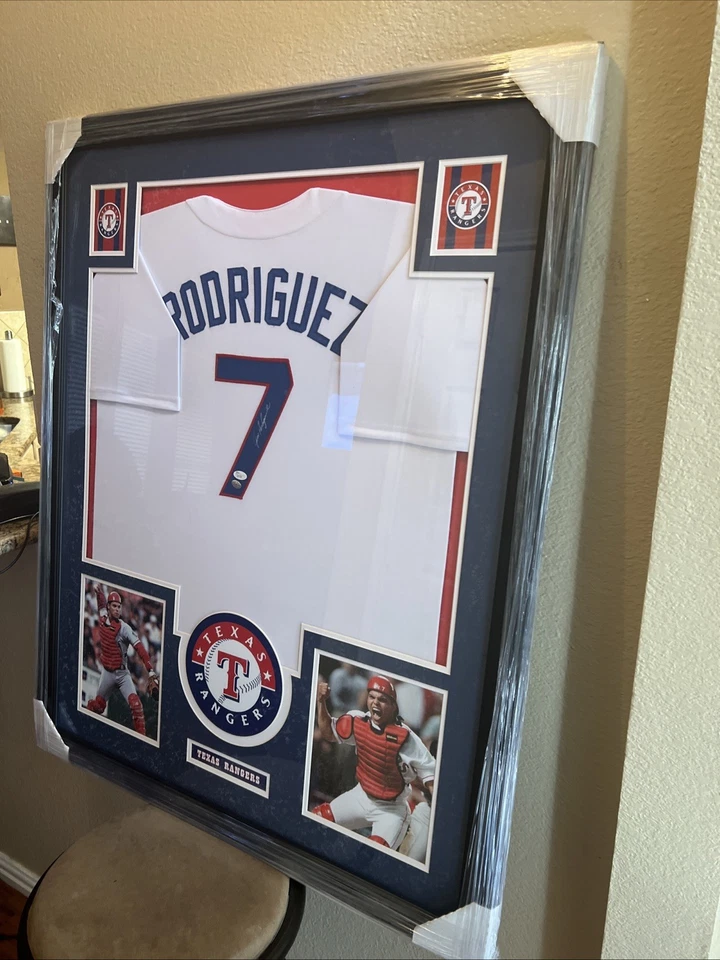 Camiseta deportiva Ivan Pudge Rodríguez auténtica con marco autógrafo certificado de autenticidad Texas Ranger MLB Foto 2 de 4
