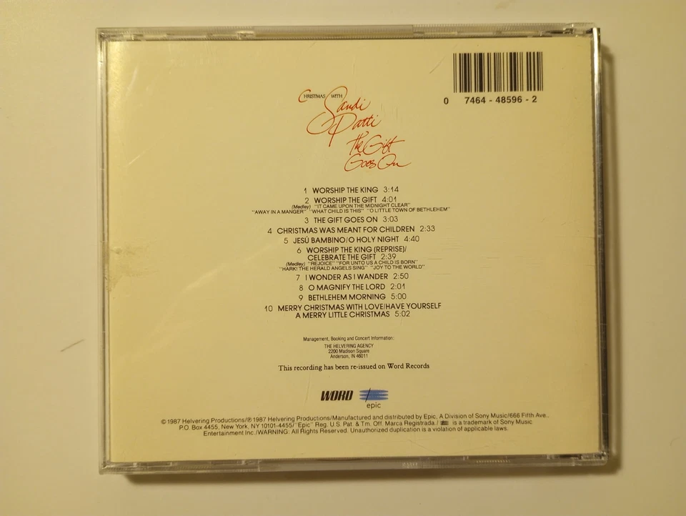 2 CD lot Sandi Patti Sandy Patty Christmas O Holy Night (New) / Gift Goes On Foto 3 de 4