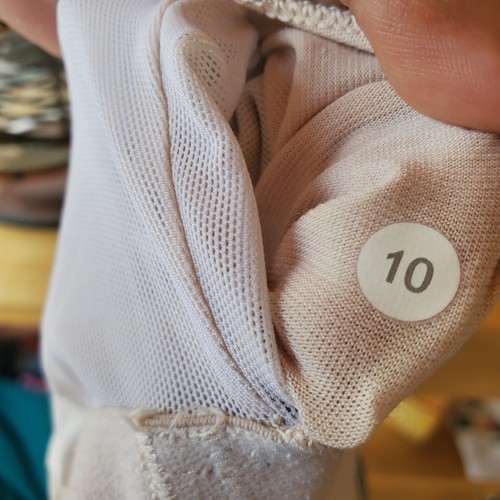 Lululemon Activewear Yoga Tank Top Power Y Bra Built In Marble Print Sz 10 - Picture 7 of 7
