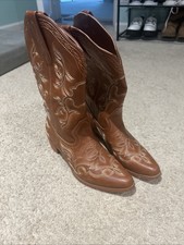 pointed toe cowboy boots leather brown size 8...