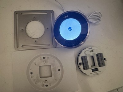 Google Nest 1st Gen Learning Silver Programmable Thermostat 