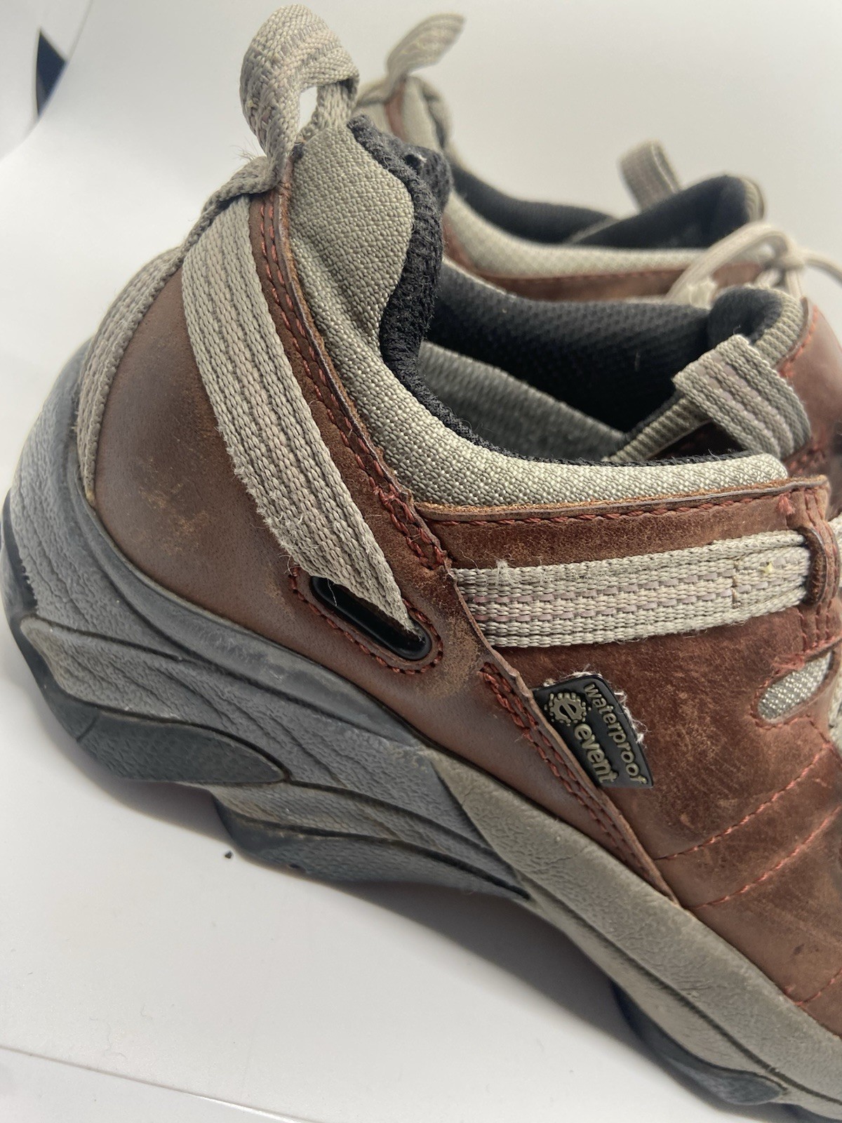 Scarpe impermeabili Keen da trekking taglia 9