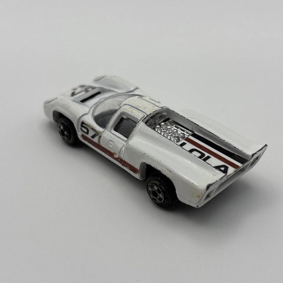 De colección ✅ Zylmex Zee Lola Chevrolet Blanco D54 1/64 Diecast ✅ Hecho en Hong Kong Foto 3 de 4