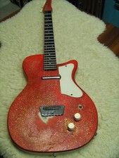 Silvertone Danelectro Vintage 1959 Model 1417 U-1 Red Sparkle W/ohsc