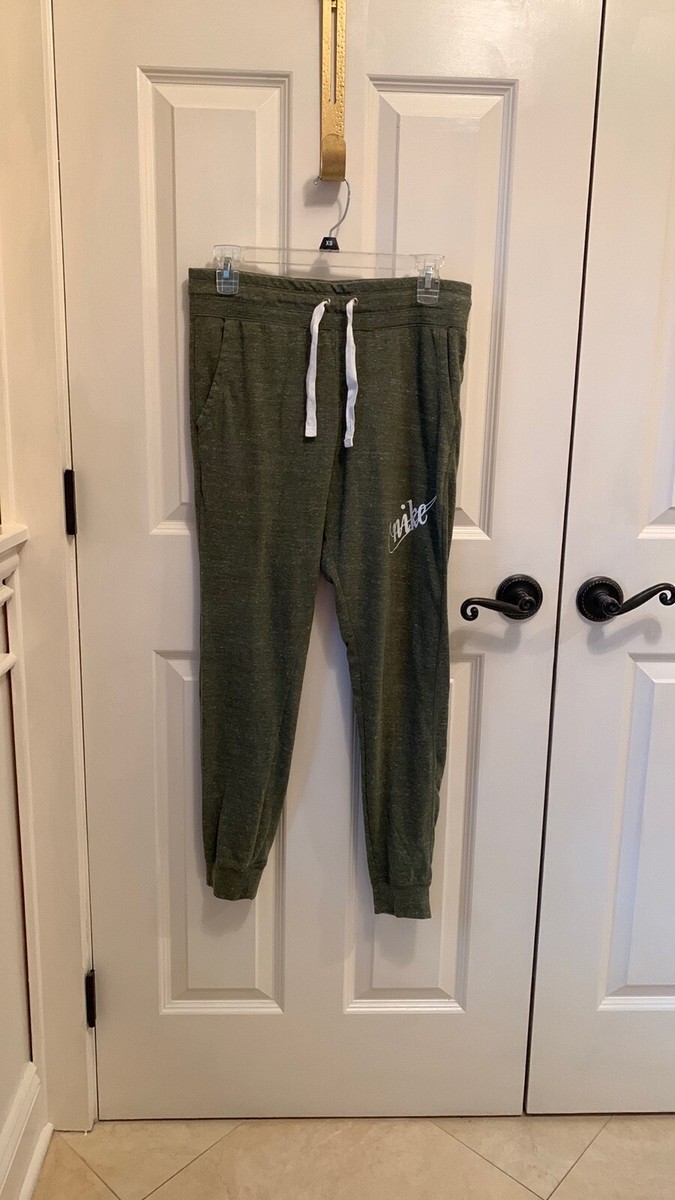 nike khaki joggers womens