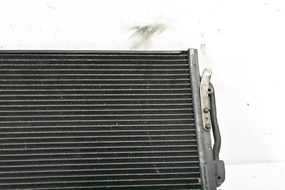 03-11 Maserati Quattroporte M139 A/C AC Air Conditioning Condenser 52400530 OEM