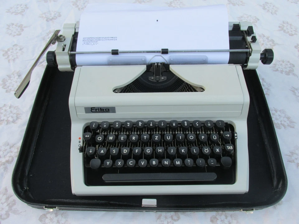 DDR Reise- Schreibmaschine ROBOTRON Modell 127 funktioniert A3 Format Breitwagen - Bild 2 von 4