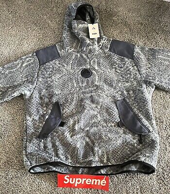 Supreme x Nike ACG Fleece Ninja Pullover Mint Size Medium Supreme x Nike ACG Fleece Ninja Pullover Mint Size Medium