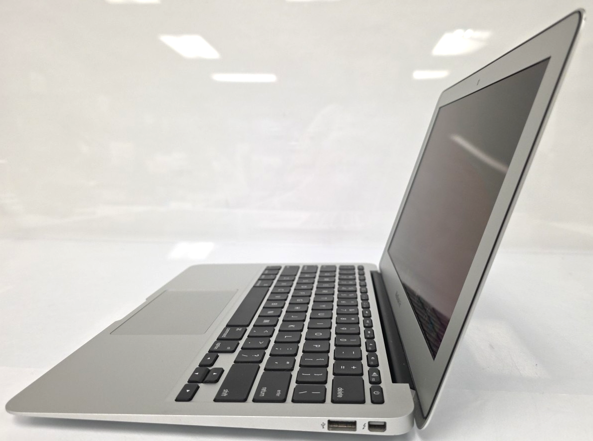 Apple MacBook air 6,1 |Dual-Core Intel Core i5| 4GB RAM| 256GB SSD
