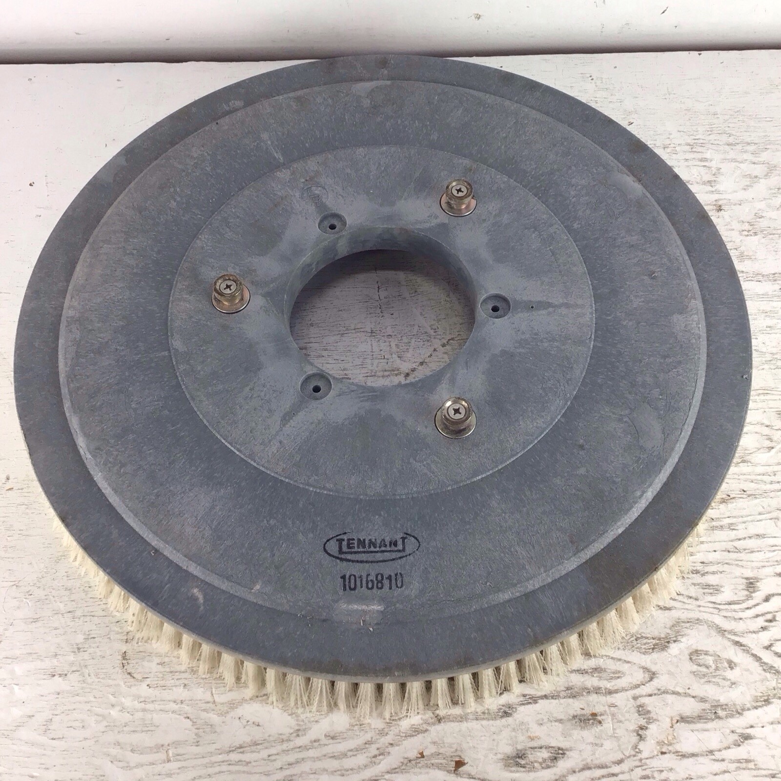 Tennant 1016810 20 in. Disk Nylon Brush Gray For T3, T3+, T300, T300e, A3, A300