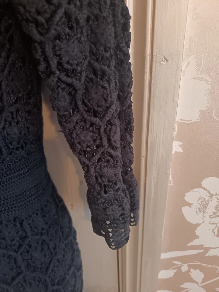 Karen Millen Black  Crochet Bodycon Dress Size 2 UK 10 - Image 4 of 4