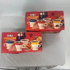 Vintage SOLO Cozy Cups (2) Starter Packs 10-oz Plastic Cups with Holders