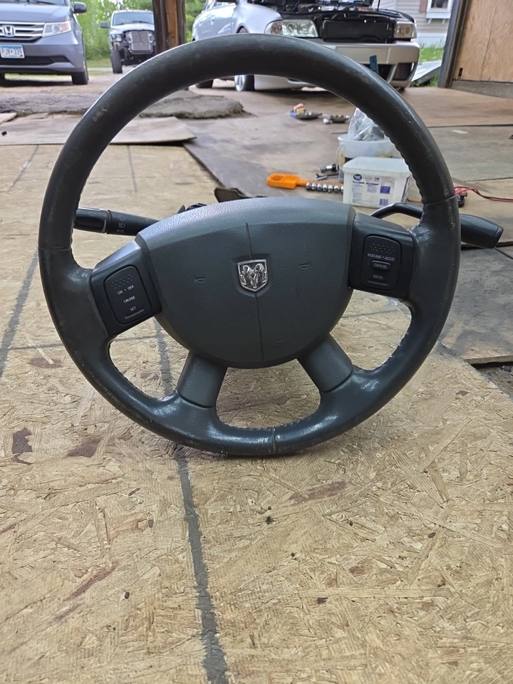 Dodge Ram 2006 fabricante original Mopar Cummins Str columna 5,9 Lho MT 5057267 P05057267AD Foto 2 de 4