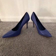 BCBGeneration Women s Blue Solid Pointed Toe ...