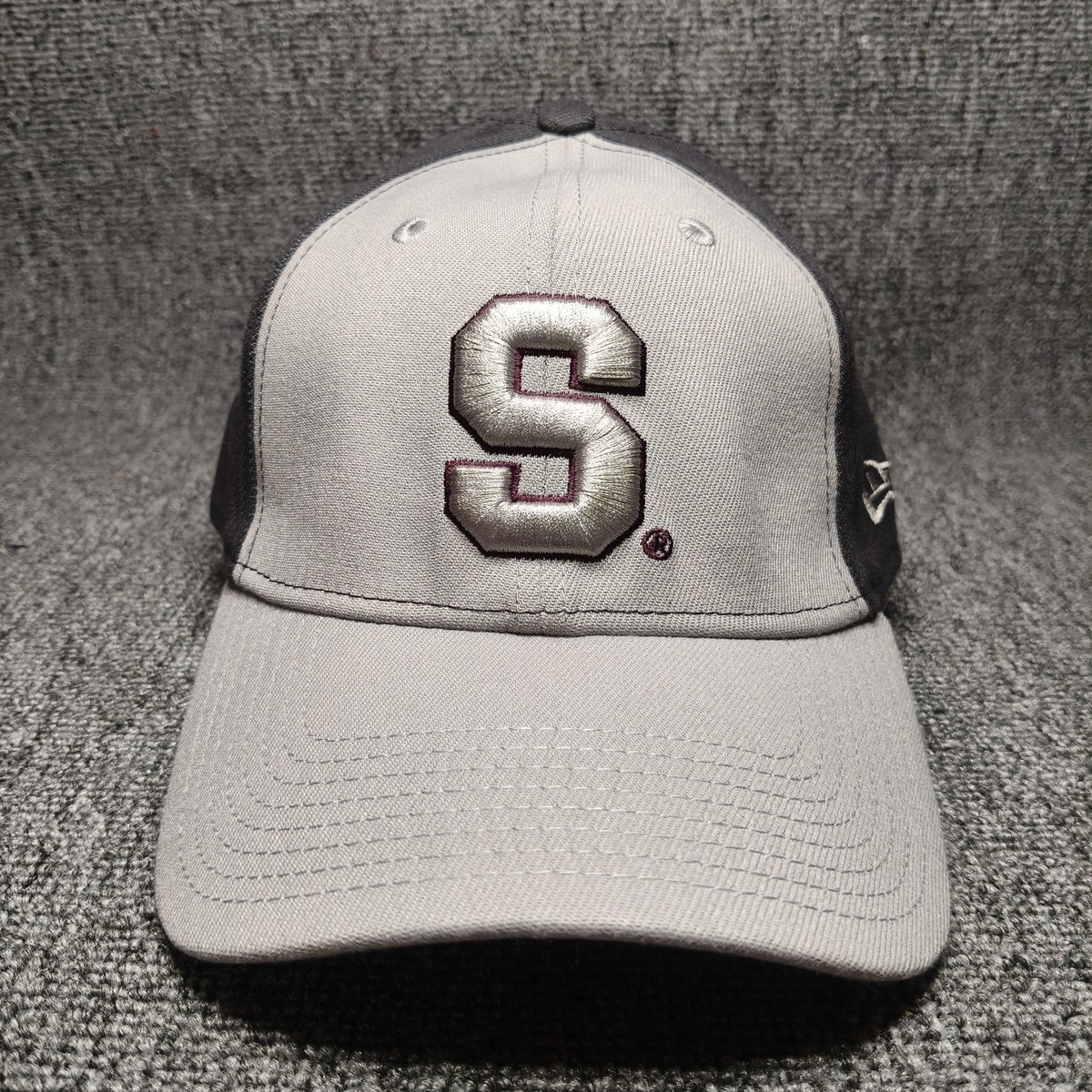 New Era 39THIRTY Stretch Fit Hat Cap Grey Black Letter S Logo Size Y754