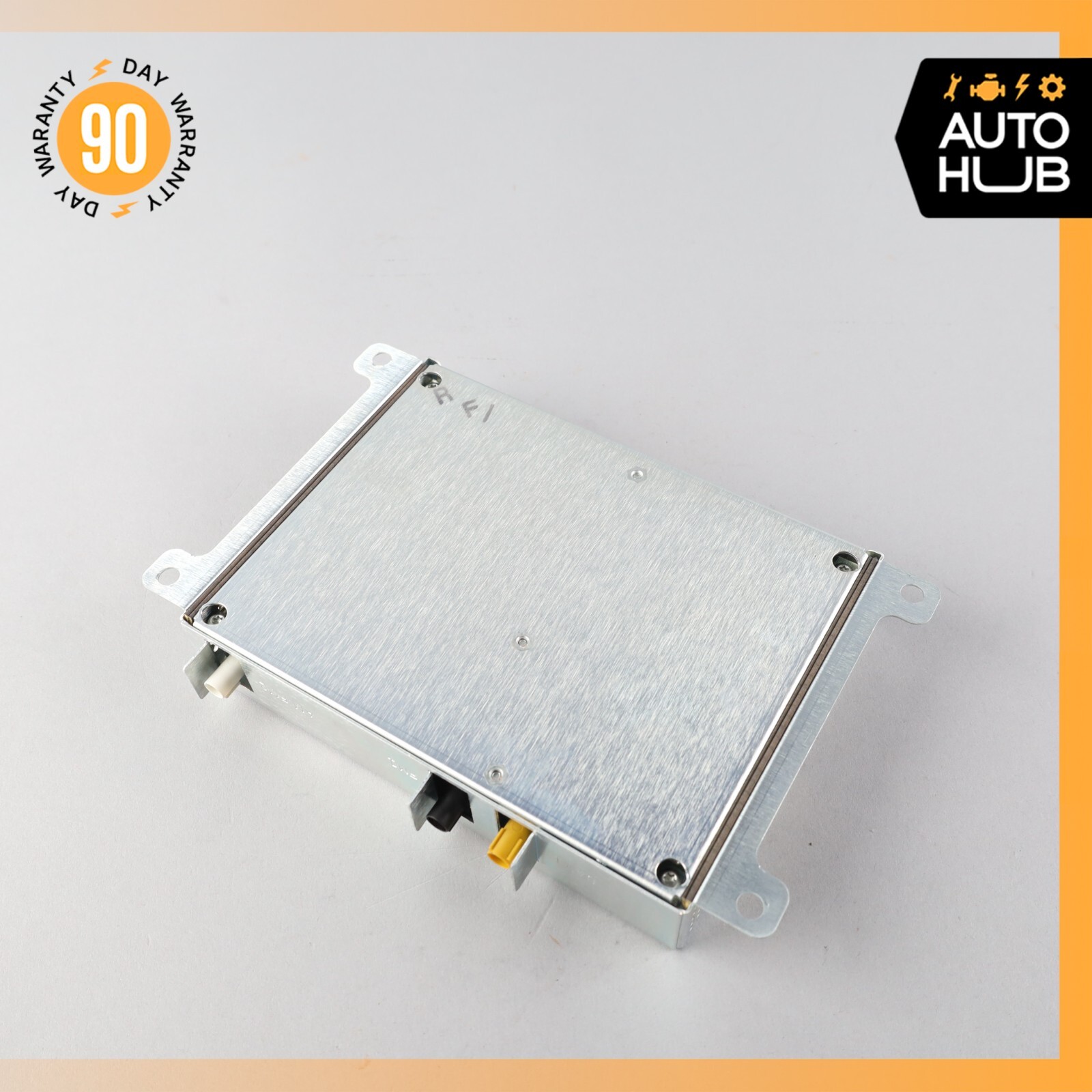 09-13 Maserati Quattroporte M139 Audio Tuner Controle Module Bose 218295 OEM 50k