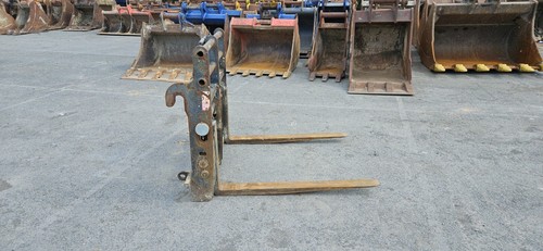 JCB Q-Fit Hydraulic Forks - Used - Price £1250.00 + VAT @ 20% - C233 - Picture 7 of 8