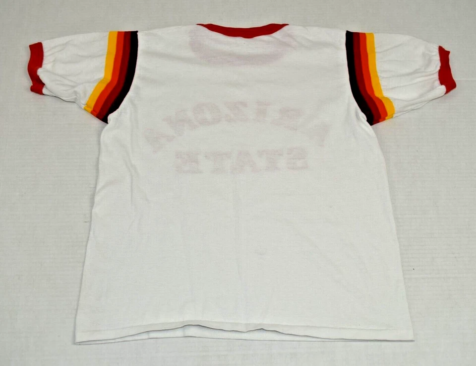 Camiseta Universitaria Vintage Talla S/M Años 70 Arizona State Embellecida Hombros Timbre Foto 2 de 4