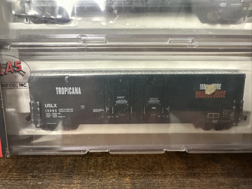 Atlas N Scale #5850 Evans Box Car 3-Pack - TROPICANA /USLX  Special Edition NOS! - Image 4 of 4