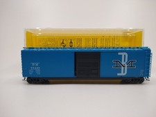 Kadee 6006 HO Boston & Maine 50' PS-1 Boxcar #77337 NIB