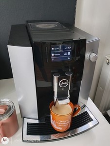 Jura E6 Kaffeevollautomat FRISCHER SERVIS