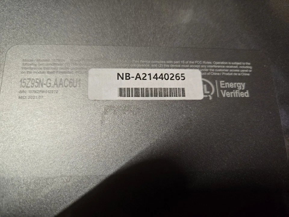 LG Gram 15Z95N, Plateado, Pantalla 15.6 3k, Core i5-1135G7, 16GB, 1.5TB nVME Foto 4 de 4