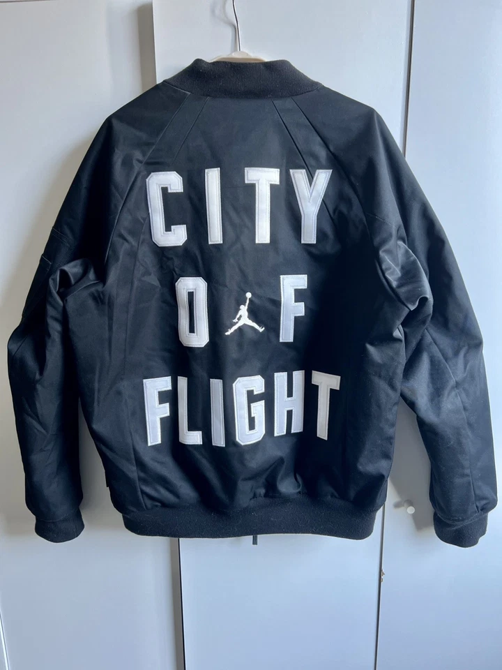 Chaqueta de bombardero Nike Jordan “City of Flight” MA-1 - mediana - negra - buen estado Foto 2 de 4