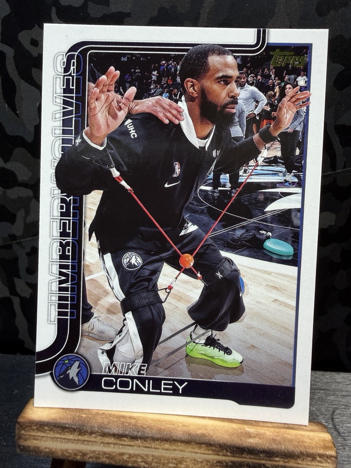 2025-26 MIKE CONLEY Topps Basketball Golden Mirror Image Variation SSP Card #112