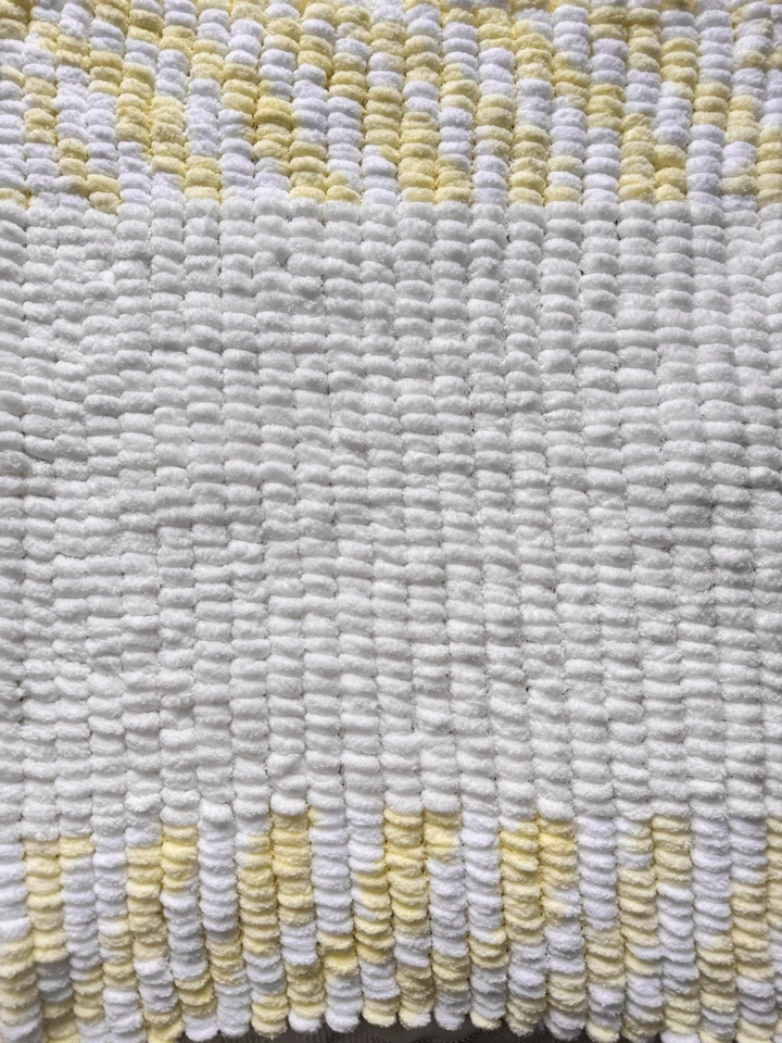 Beautiful New ‘Oopsie Daisy’ Large Baby Pram Blanket - Image 2 of 4