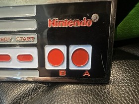 Nintendo NES Controller  Metal And Enamel Belt Buckle 2006
