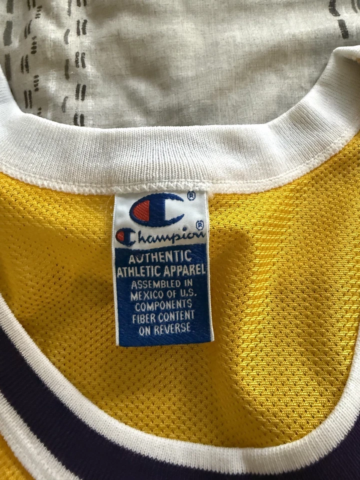 VINTAGE LOS ANGELES LA LAKERS NBA JERSEY CHAMPION #8 KOBE BRYANT 1996-1999 - Image 3 of 4