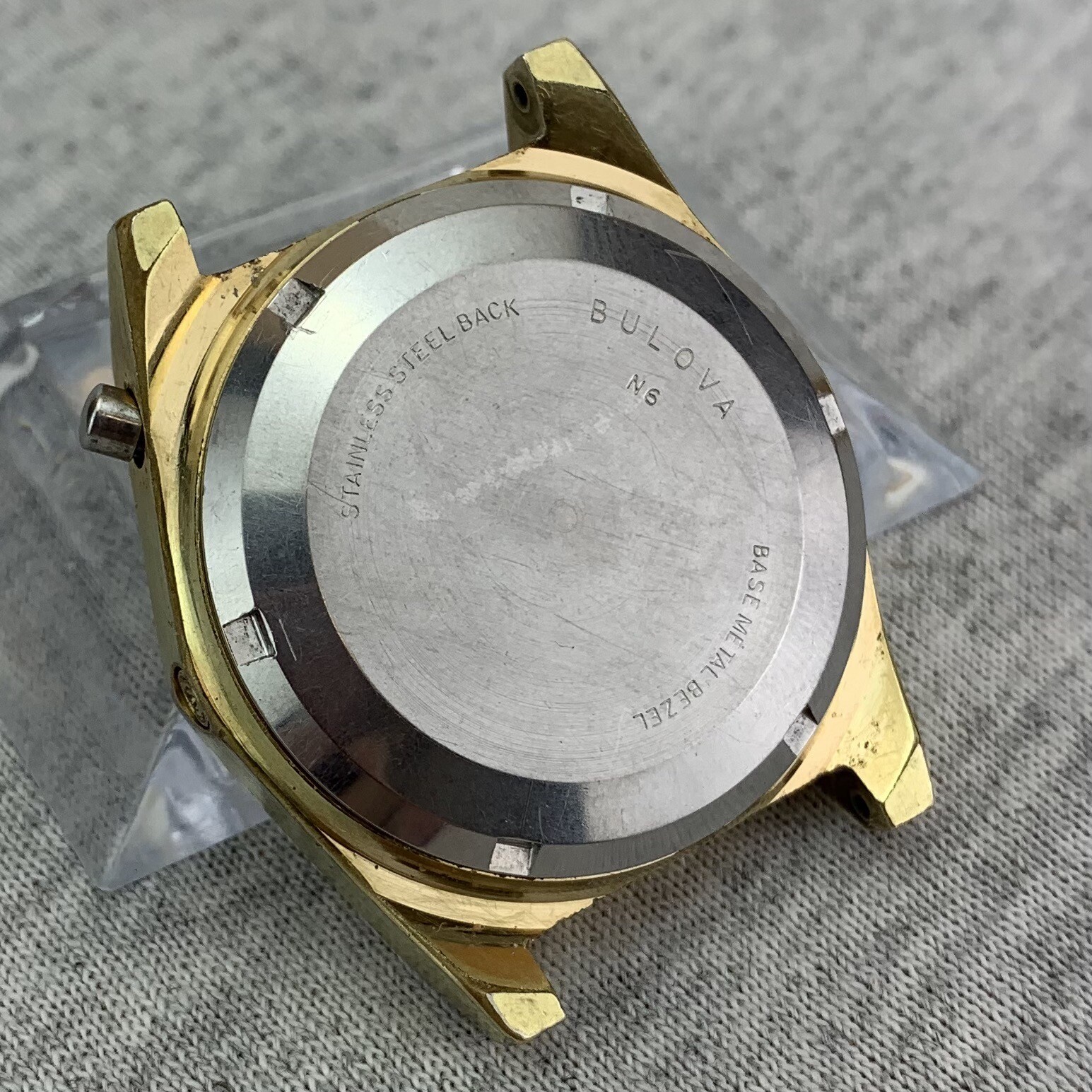 Vintage Bulova Quartz Digital Red LED N6 1976 Waffle Fumé Dial Hexagon ...