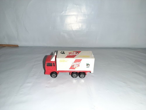 VTG MAJORETTE VOLVO PETER PAN DELIVERY CONTAINER TRUCK HAULER 1:100 FRANCE LOOSE - Picture 2 of 8