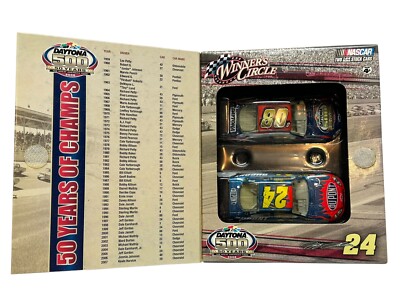 WINNERS CIRCLE NASCAR DAYTONA 500 50 YEARS #24 JEFF GORDON 1/64 2 Car Set